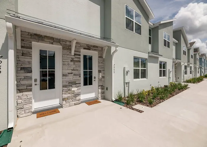 8005 Gorgeous Villa Near Disney