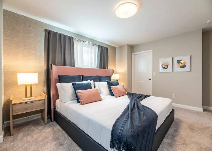 8005 Gorgeous Villa Near Disney